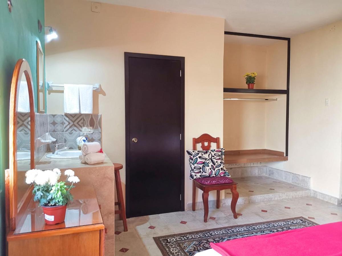 Hotel Casa Pellegrin Mérida Eksteriør bilde