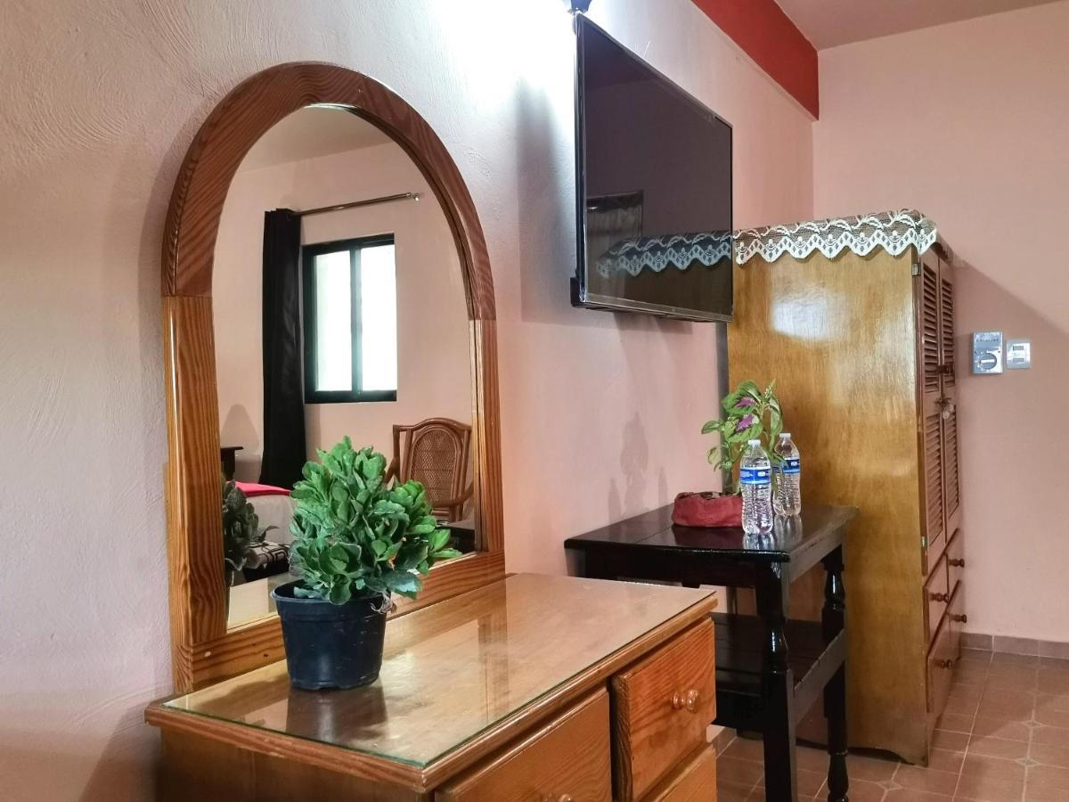 Hotel Casa Pellegrin Mérida Eksteriør bilde